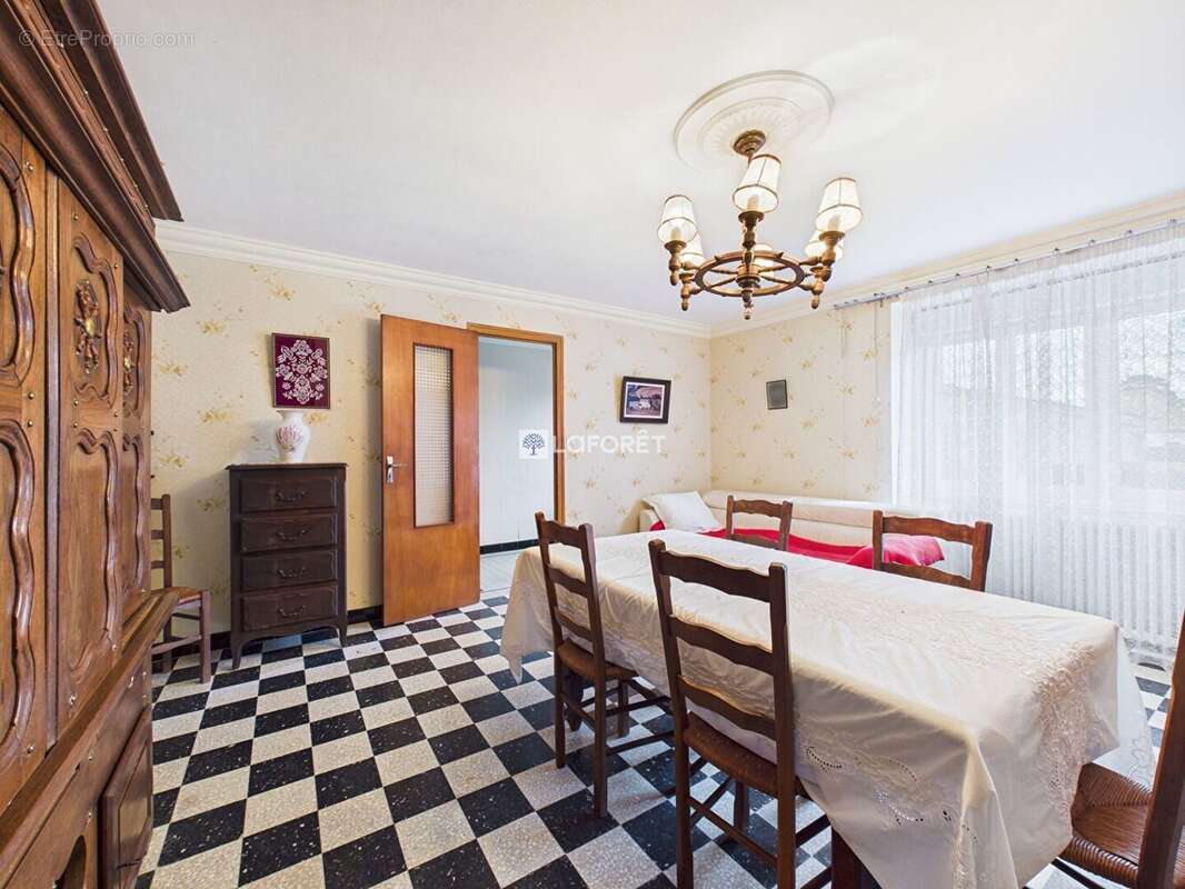 Maison à PONT-L'ABBE