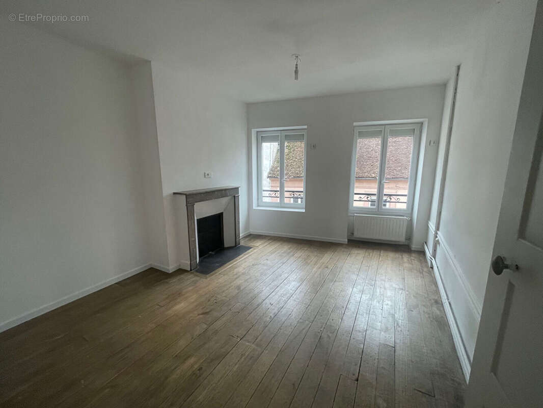 Appartement à MONTMIRAIL