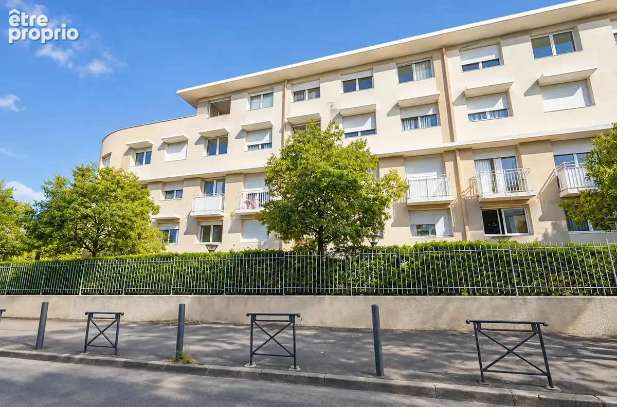 Investissement locatif - studio meublé + parking - photo 4