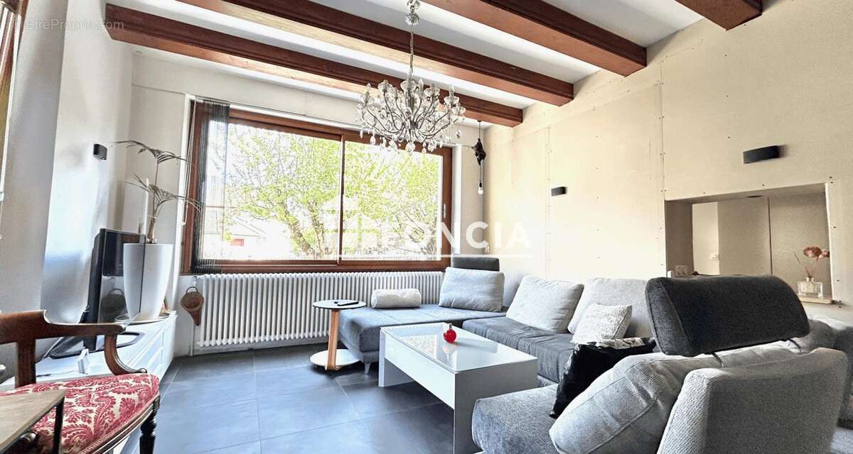 Appartement à MAGLAND