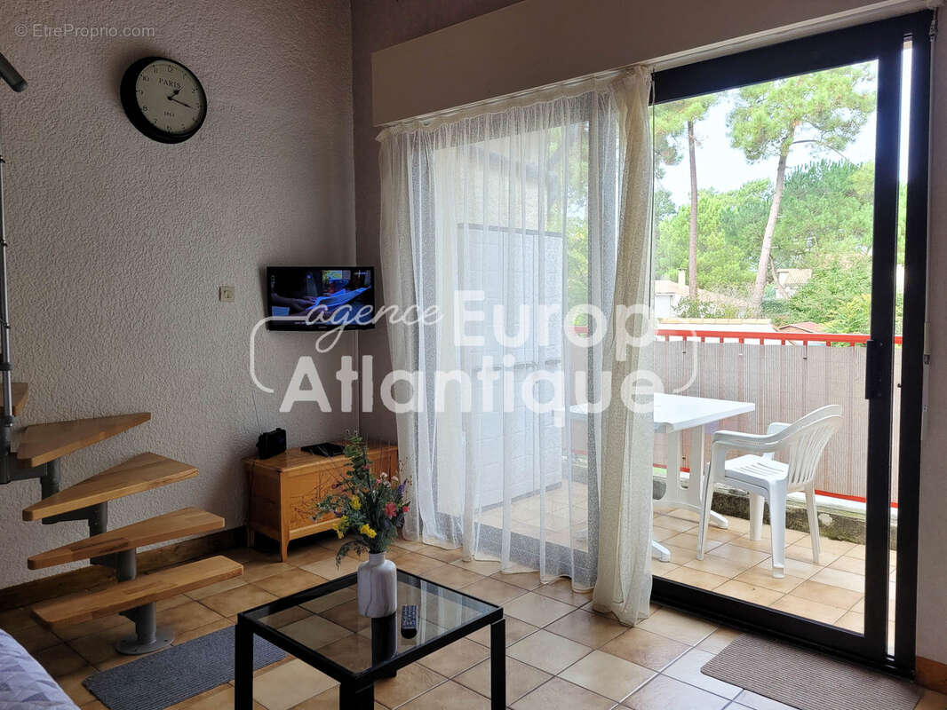 Appartement à LES MATHES