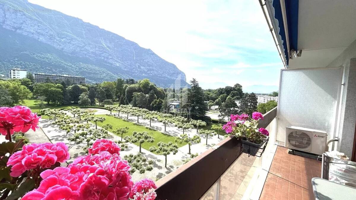 Appartement à SAINT-EGREVE