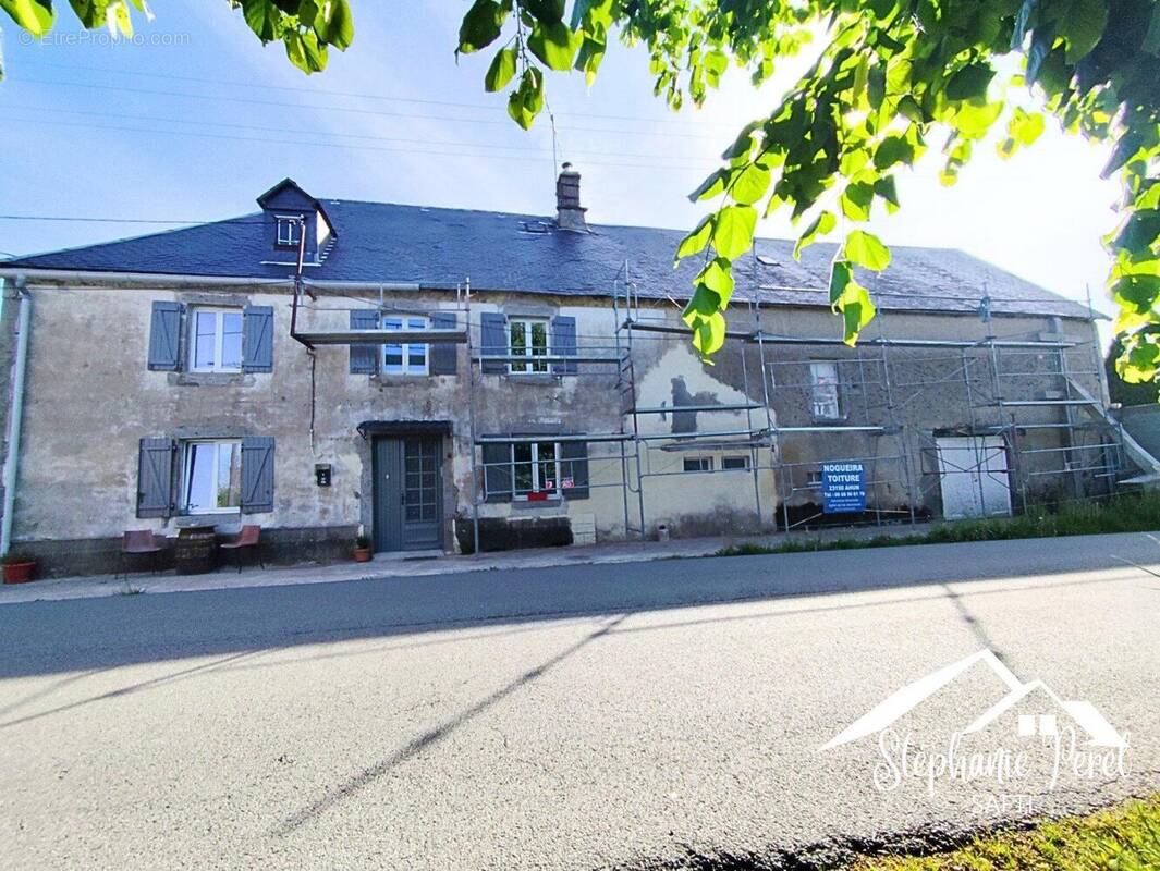 Photo 1 - Maison à LA COURTINE