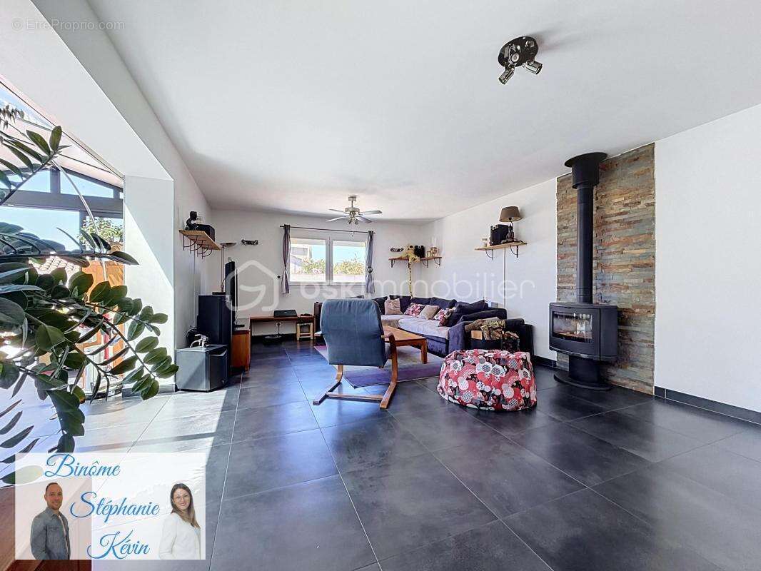  Maison familiale (5 chambres) avec piscine — Quartier calme à Cournonsec  - photo 5
