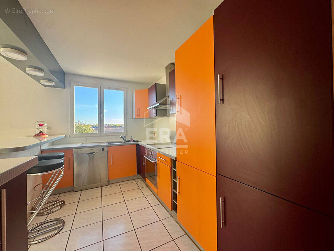 Appartement à COMBS-LA-VILLE