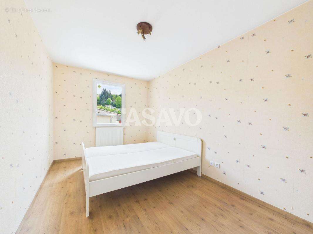 Appartement à MARENNES