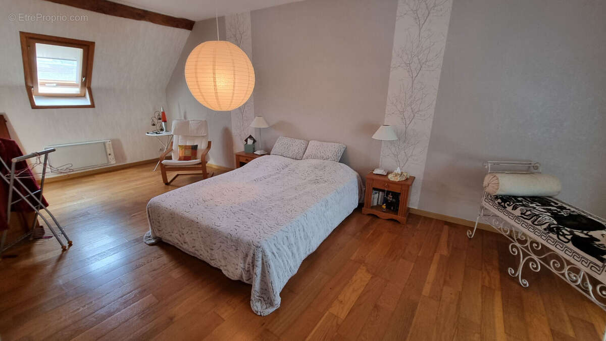 Maison à SAINTE-GENEVIEVE