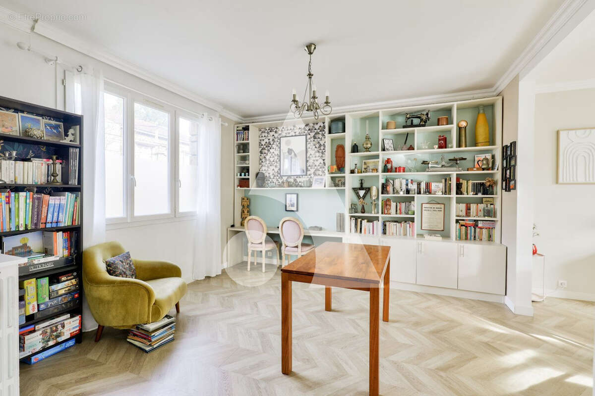 Maison à LA COURNEUVE