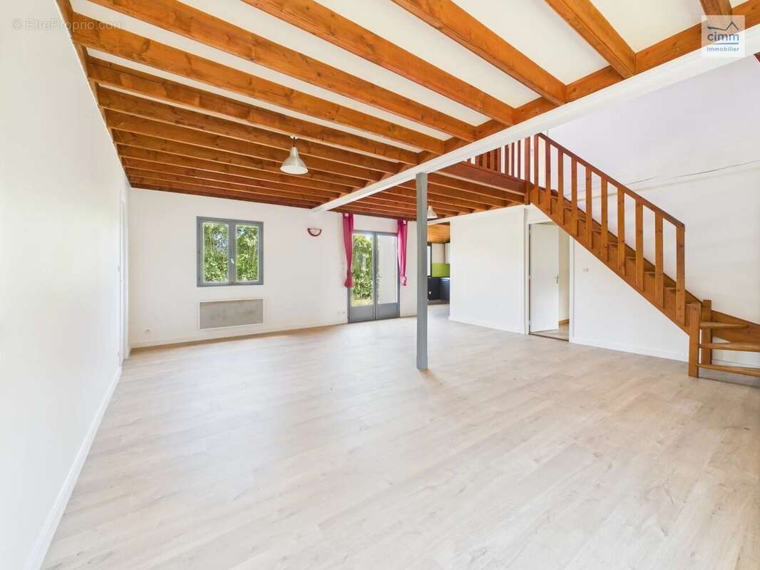 Maison à MAURE-DE-BRETAGNE