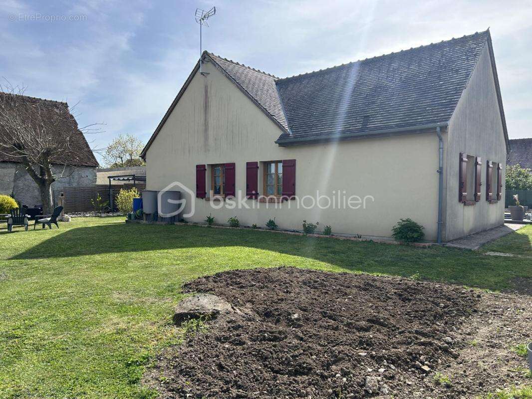 Maison à HUISSEAU-SUR-COSSON