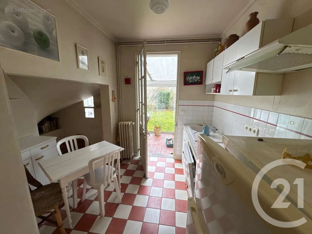 Appartement 3 pièces 70 m² à vendre à Fontainebleau (77300) - photo 24