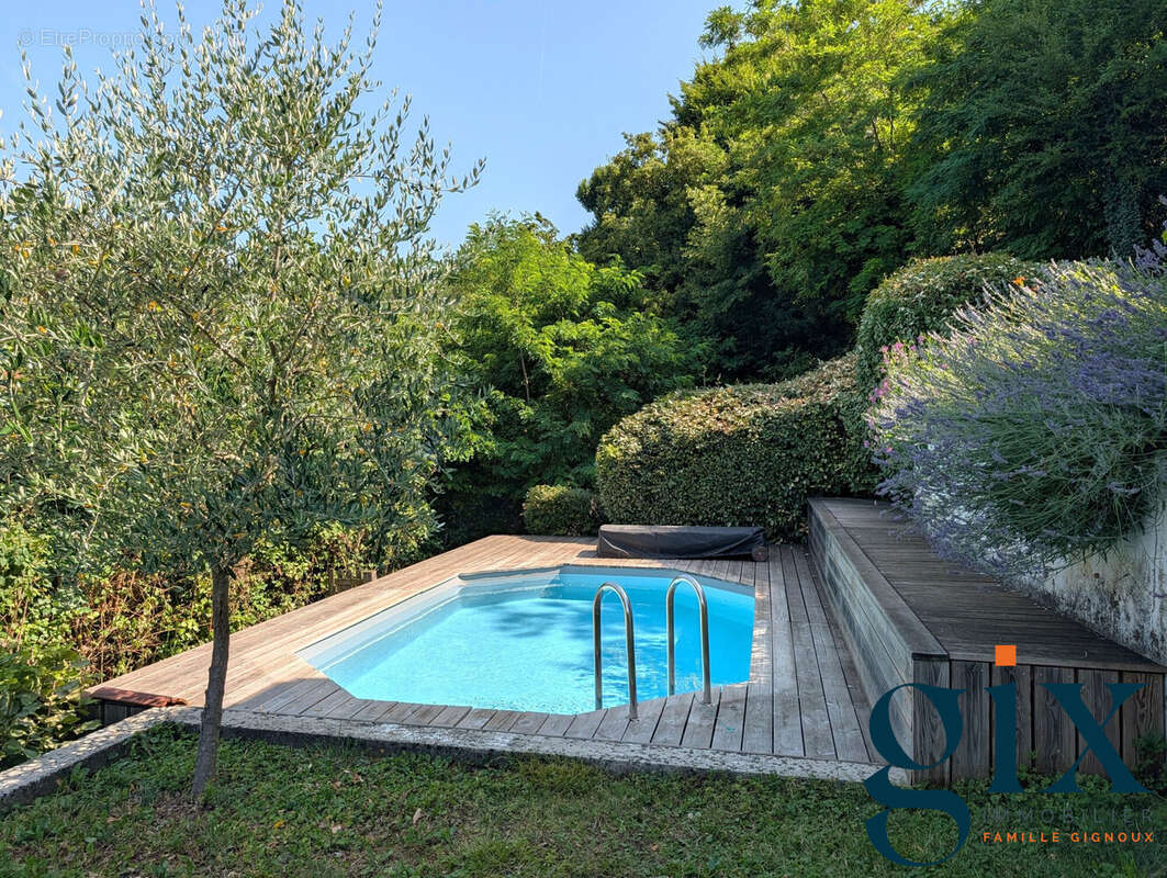 Maison 145 m² à Venon  - photo 3