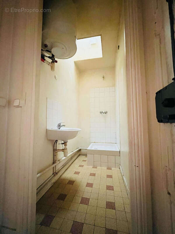 Appartement à PARIS-10E