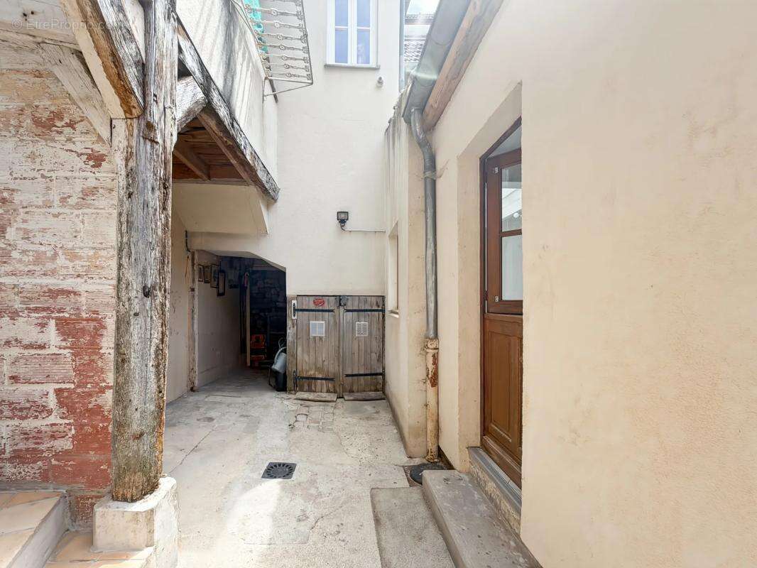 Maison à MONTFORT-L'AMAURY