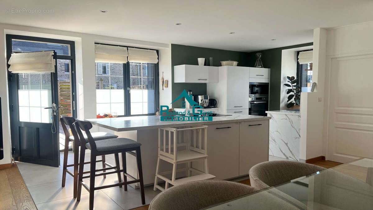 Maison à SAINT-MEDARD-SUR-ILLE