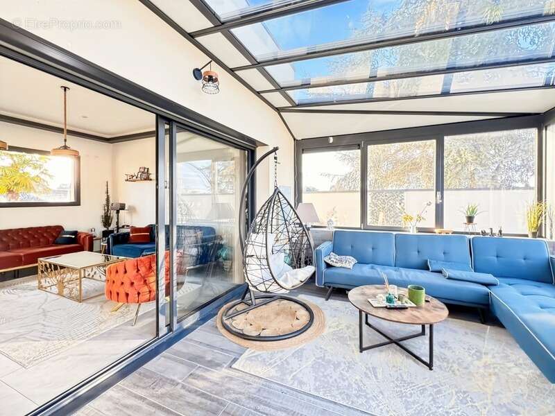 Maison à LES PONTS-DE-CE