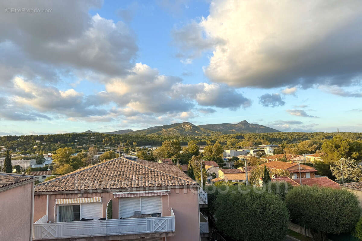 Appartement à LA PENNE-SUR-HUVEAUNE