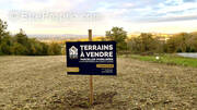 Terrain à MONTMORIN
