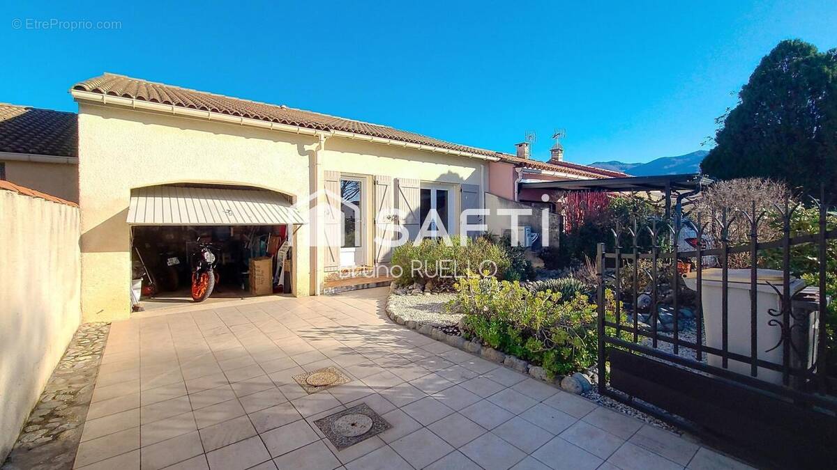 Photo 1 - Maison à MONTESQUIEU-DES-ALBERES