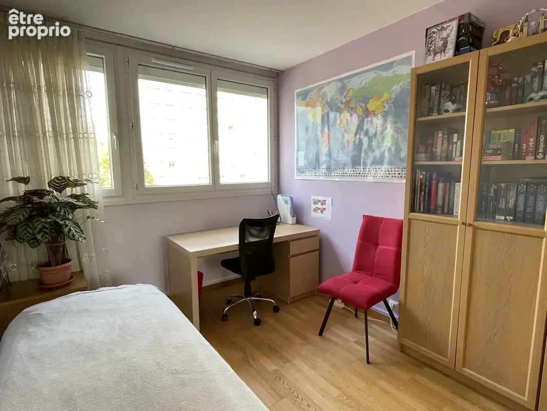 Tête d'Or - La Doua : T5 lumineux avec 3 ch., terrasse, 2 loggias et vue dégagée - photo 14