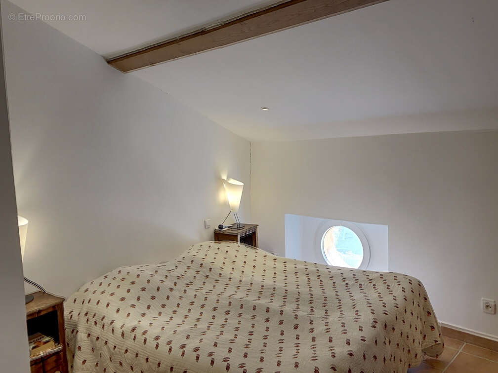 Appartement à LA GARDE-FREINET
