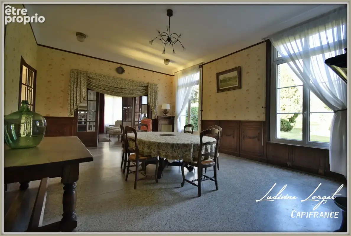 Corps de ferme avec Maison bourgeoise à vendre - Au nord de Soissons (02 Aisne) (14km) – maison de 335 m² -6 chambres - Dépendan - photo 5