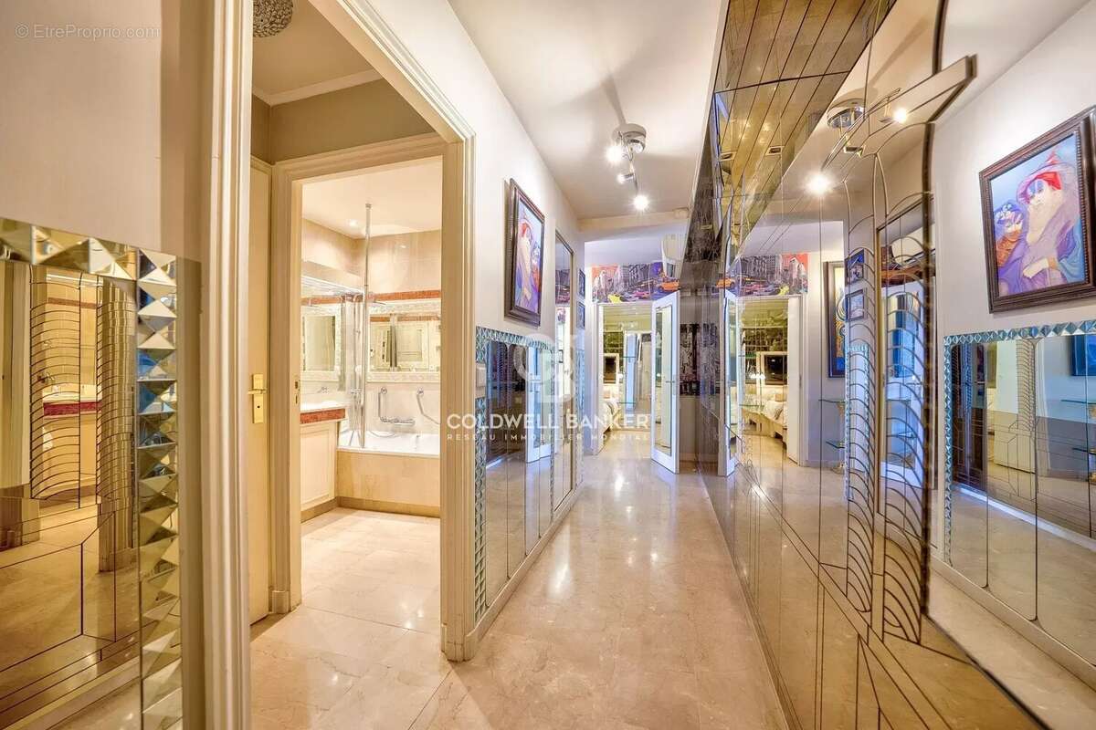 Appartement à THEOULE-SUR-MER