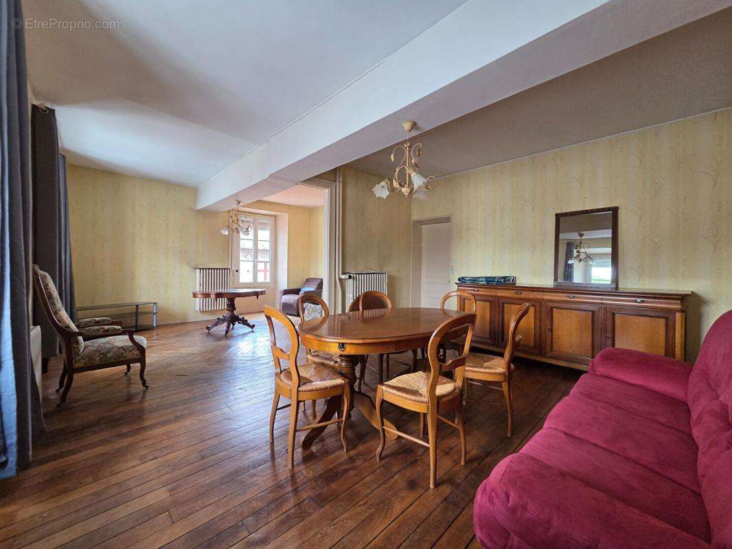 Maison 157 m² à Sainville  - photo 7