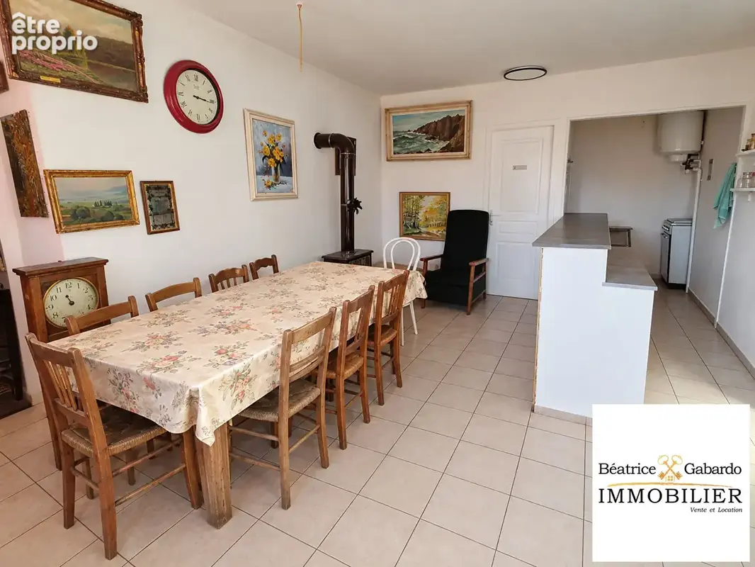 Maison en pierre avec dépendances et fort potentiel - photo 3