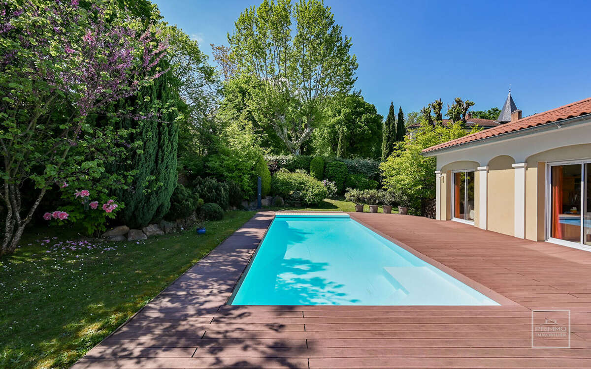 Maison à COLLONGES-AU-MONT-D&#039;OR