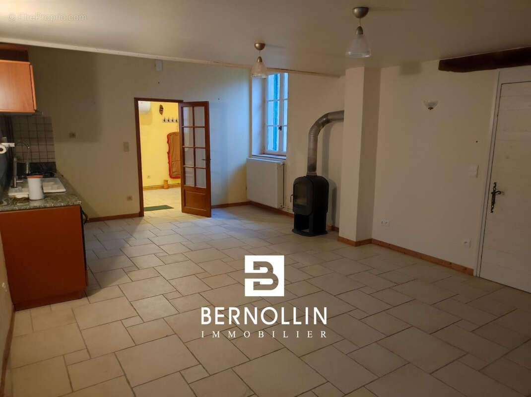Maison à PRESSIAT