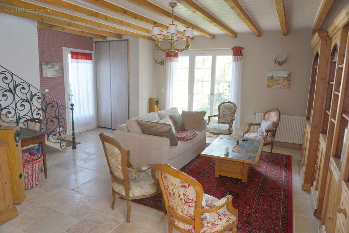Maison à PARAY-LE-MONIAL