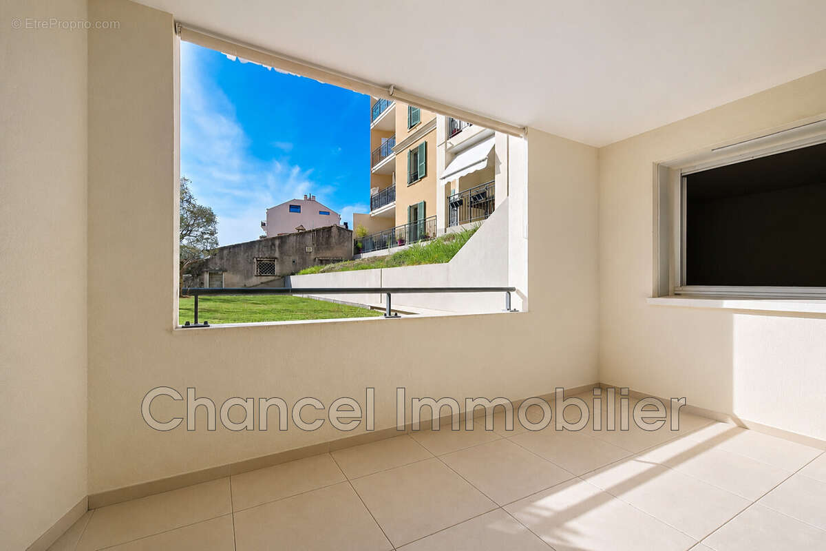 Appartement 46 m² à Cagnes-Sur-Mer  - photo 2
