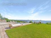 Maison à LES ISSAMBRES