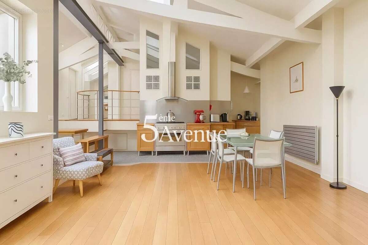 Appartement à FONTENAY-SOUS-BOIS