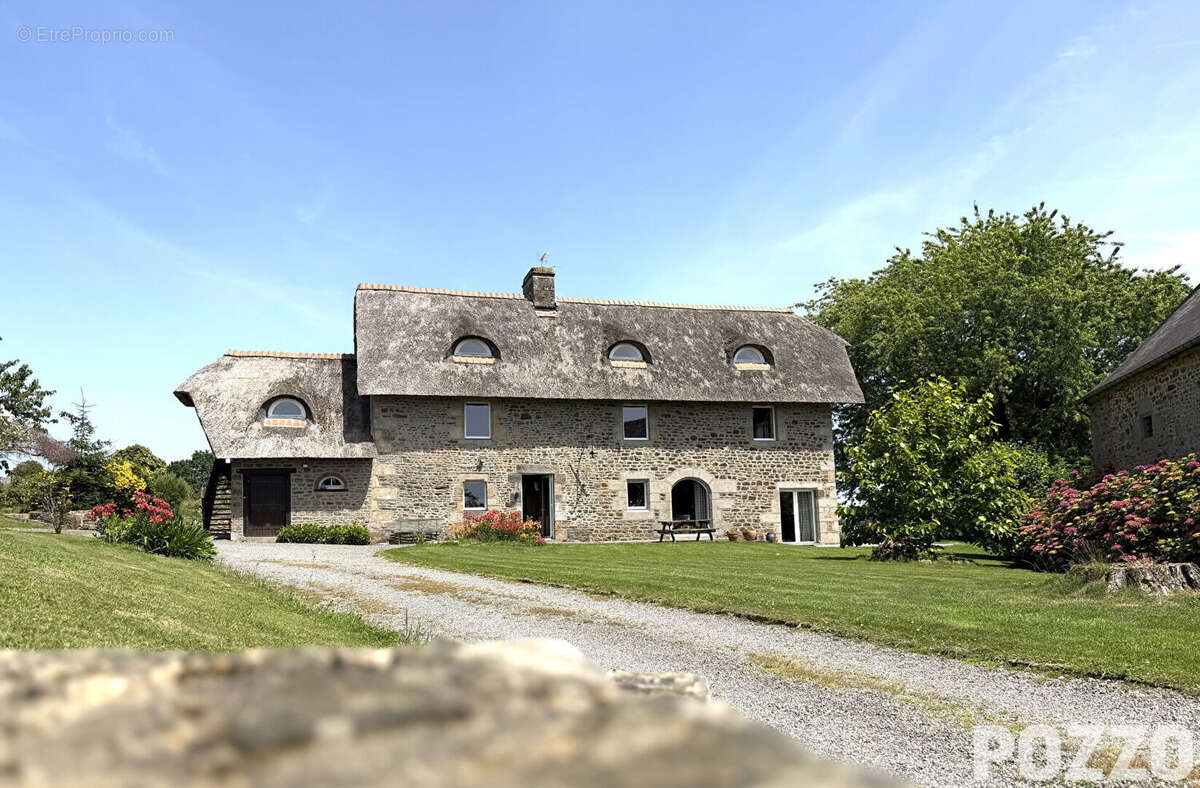 A Vendre - Marcilly - Maison 9 pièce(s) 255 m² - photo 18