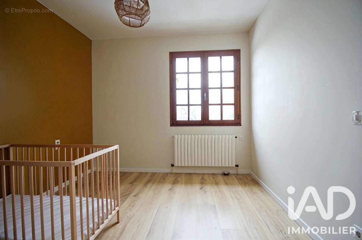 Maison 215 m² à Fere-Champenoise  - photo 9