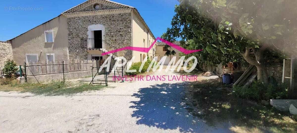 Maison à PUY-SAINT-MARTIN