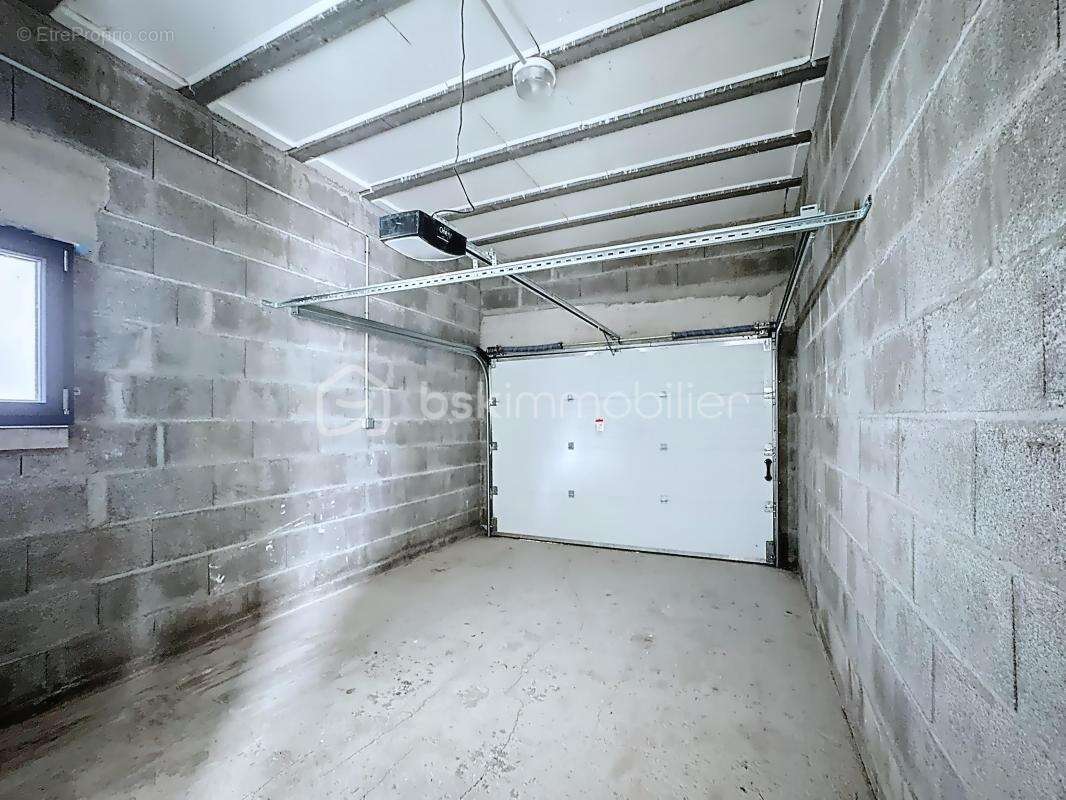 Maison à FONTANIL-CORNILLON