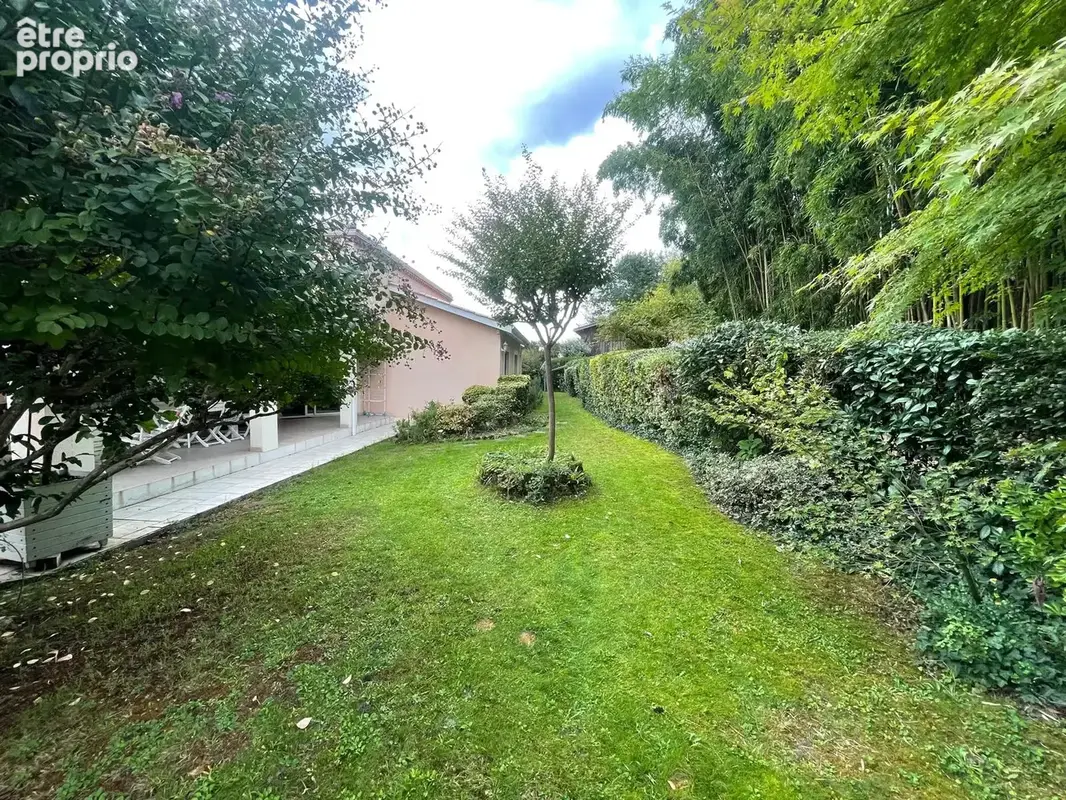 Grande maison familiale, avec jardin et garage double - photo 10