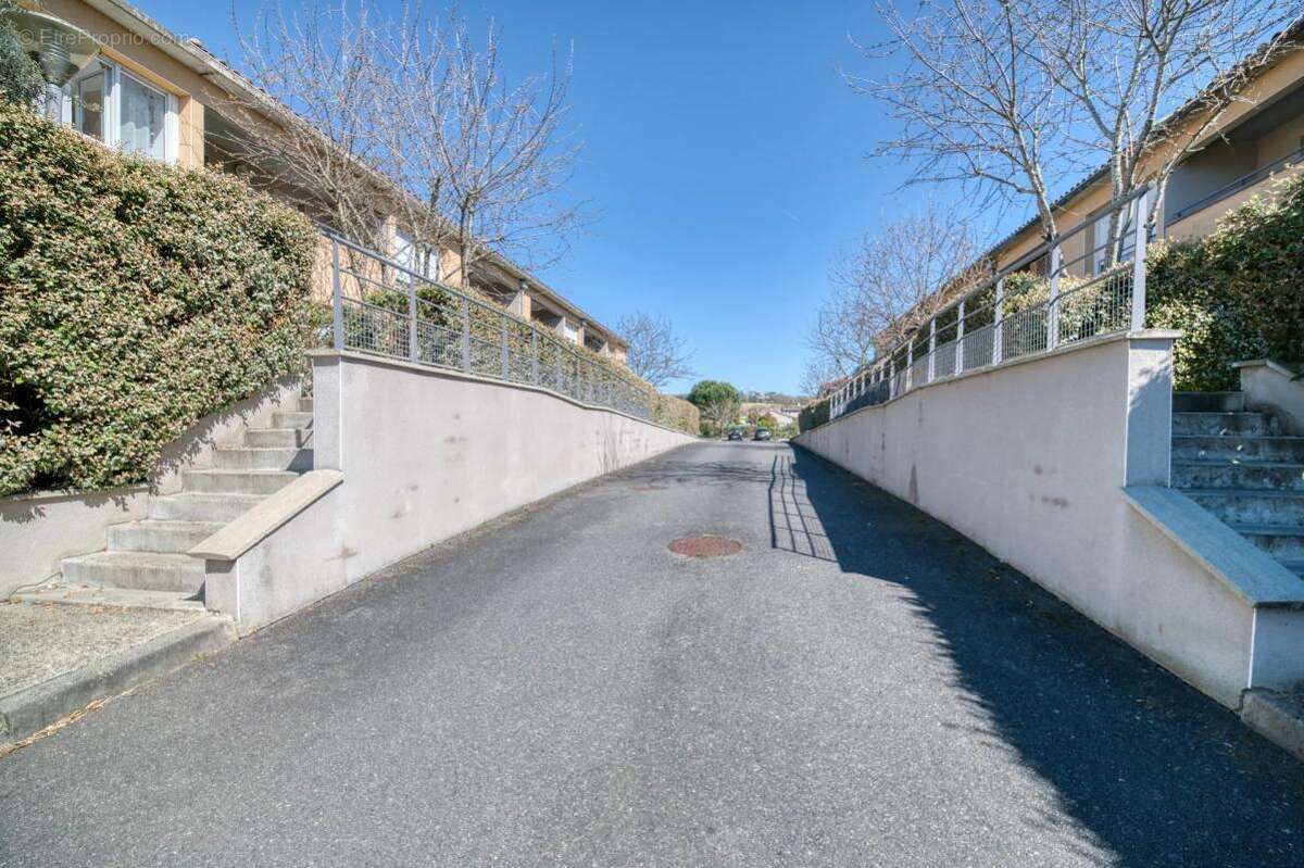 Appartement à CASTELGINEST