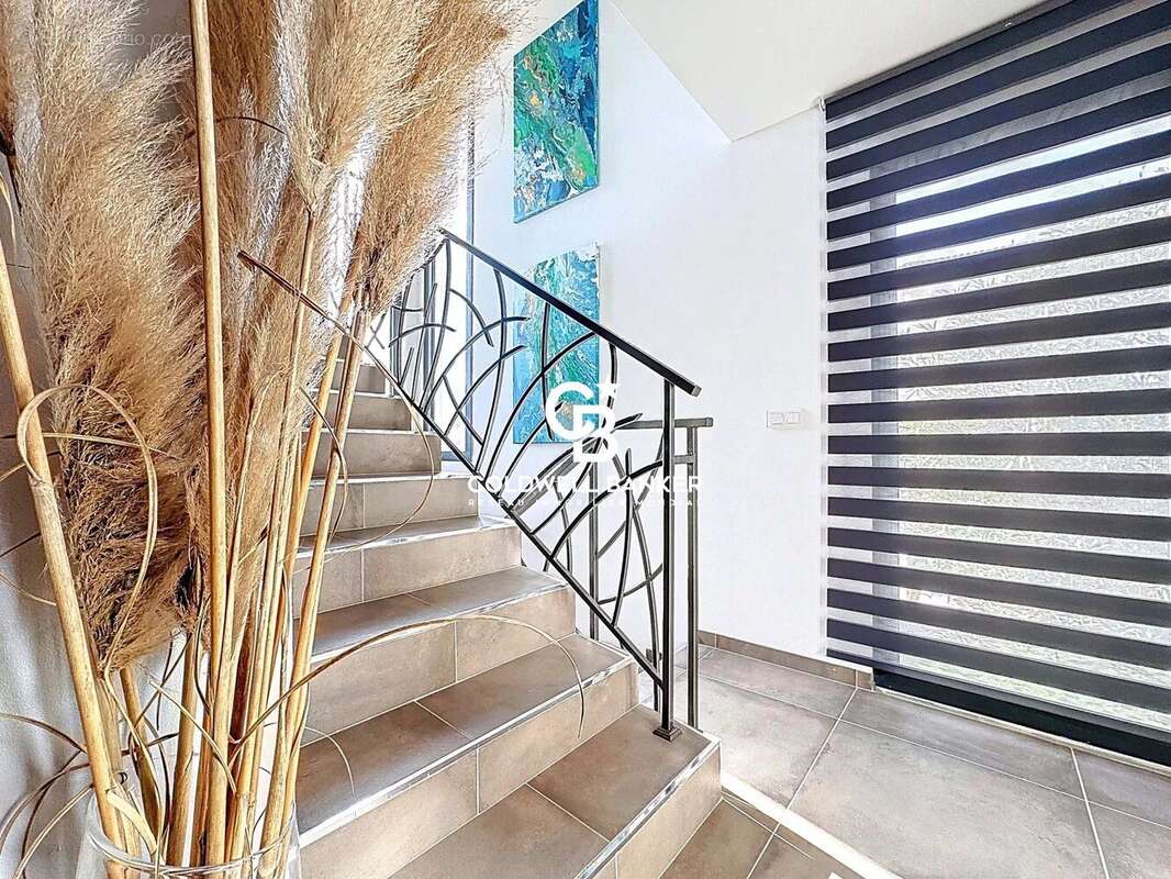 Maison à LES ADRETS-DE-L'ESTEREL