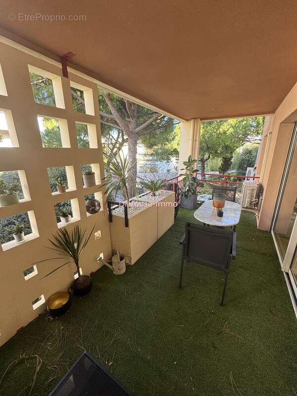 Appartement à MARSEILLE-8E