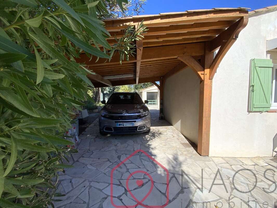 Maison à FREJUS