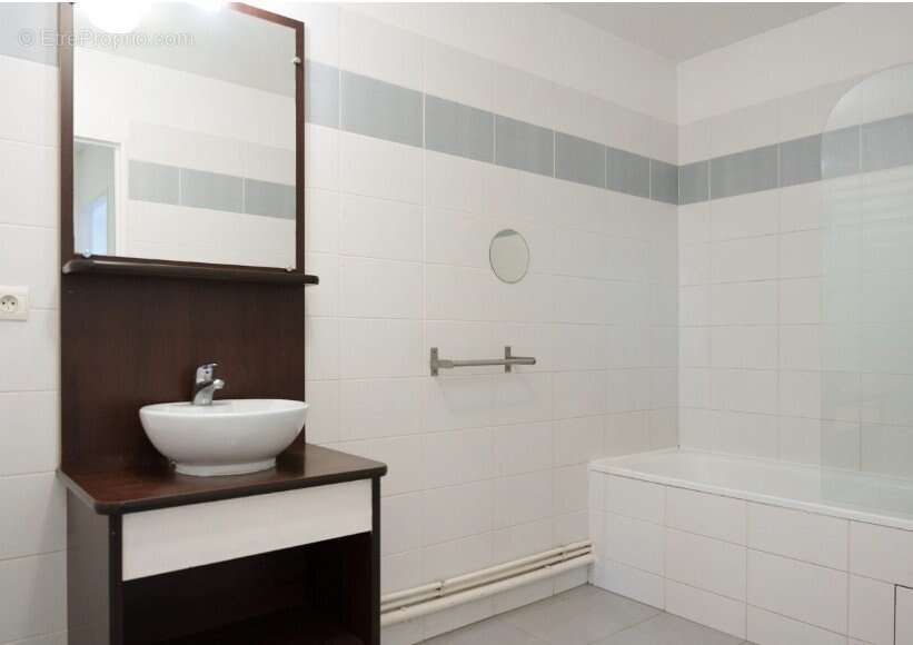 INVESTISSEMENT LOCATIF  Le Port-Marly  Résidence d'Affaires Serena - 5,49% de rentabilité - photo 3
