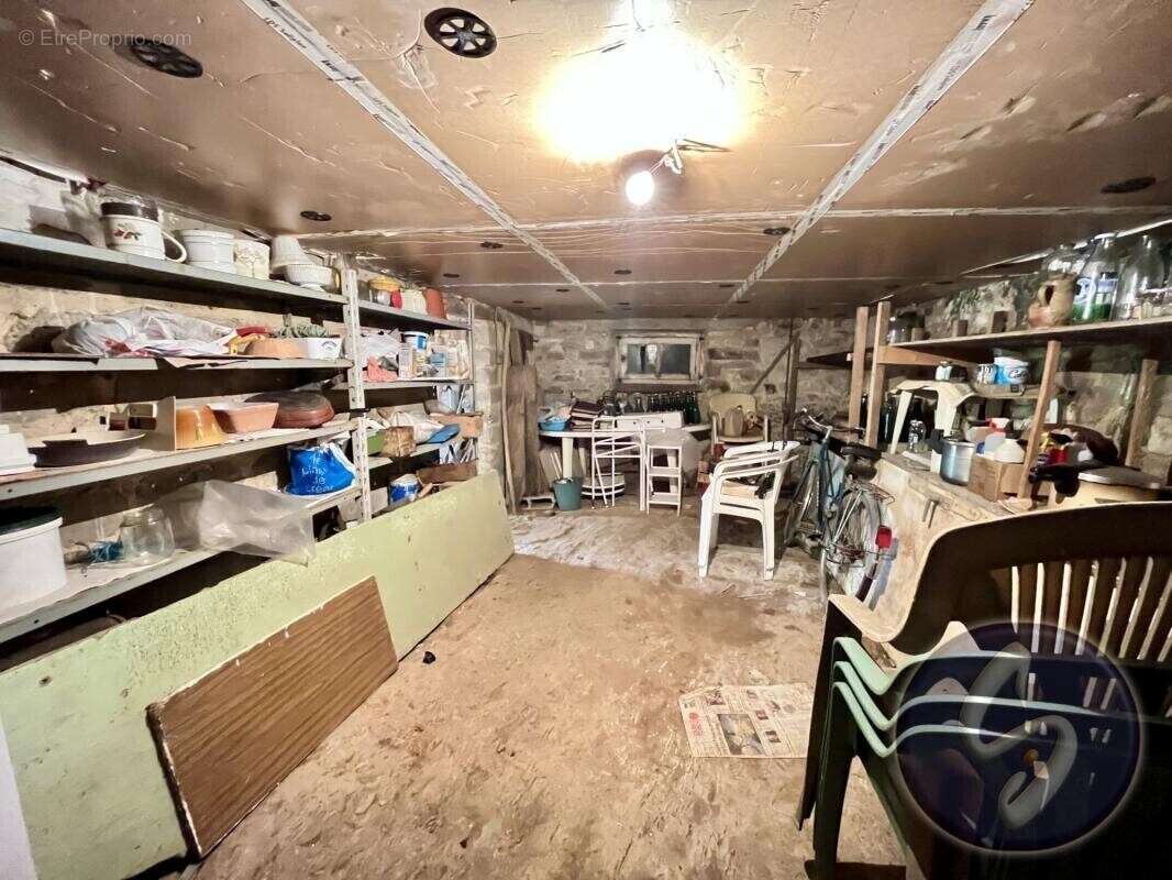 Maison à SAINT-MARCEL