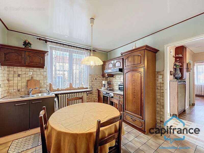 Maison à BEHREN-LES-FORBACH