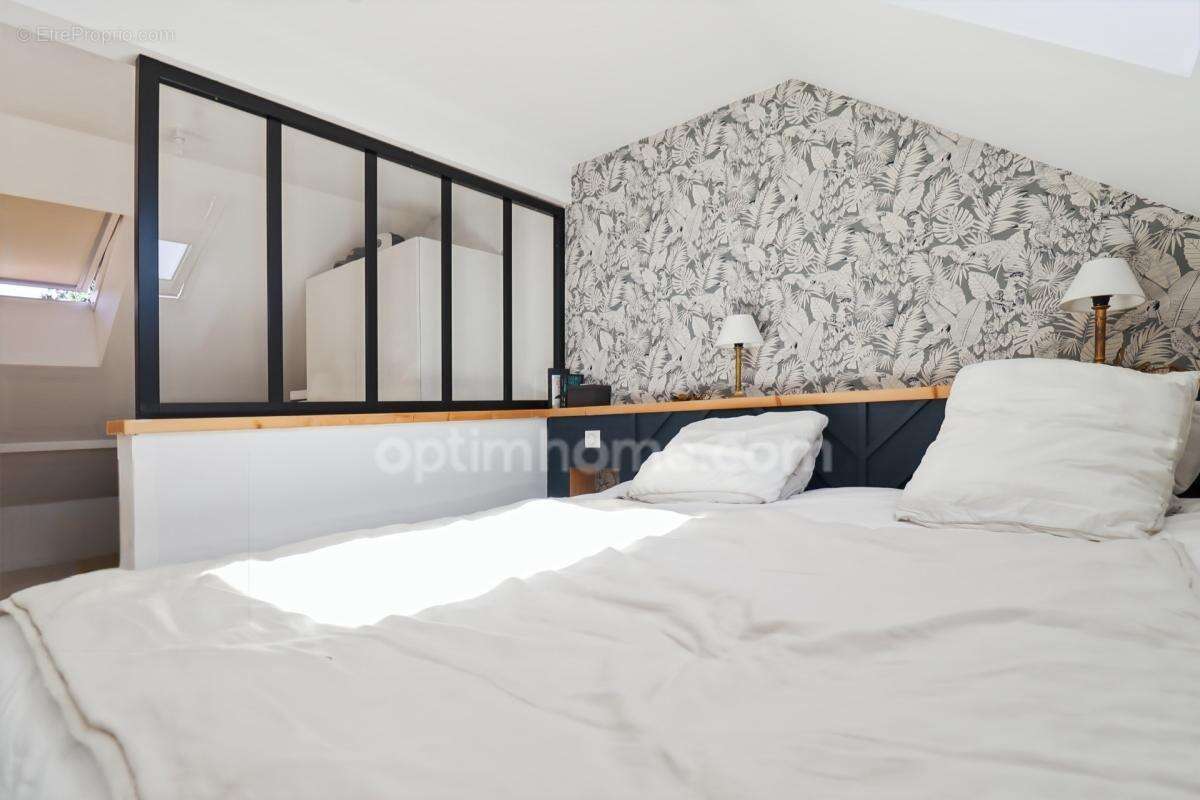 Maison de Charme - 132 m² - 6 pièces - 4 Chambres - Carport Double - Terrain 1256 m² -SAINT HILAIRE LA TREILLE (87) - photo 17