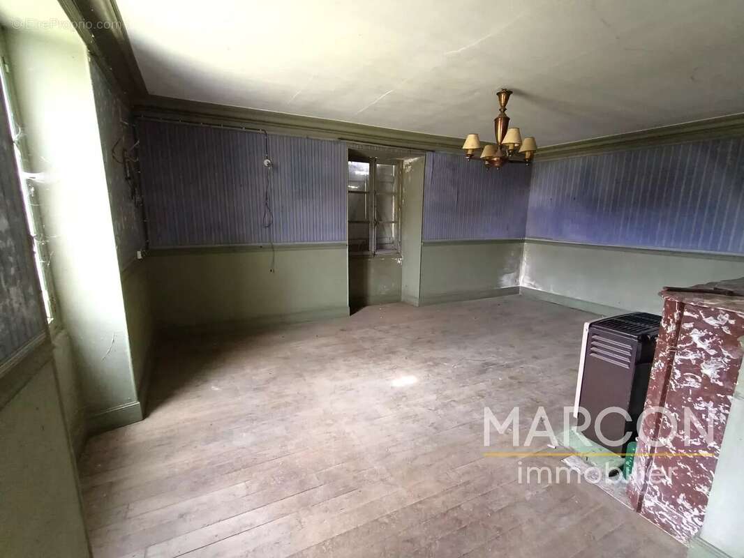 Maison à SAINT-GEORGES-LA-POUGE