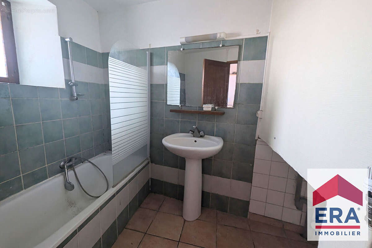 Autre à CHATEAUNEUF-DU-RHONE